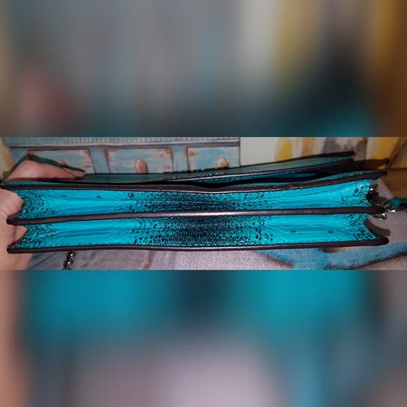 Michael Kors Tile Blue Python Embossed  NWOT Crossbody Purse - Picture 14 of 16